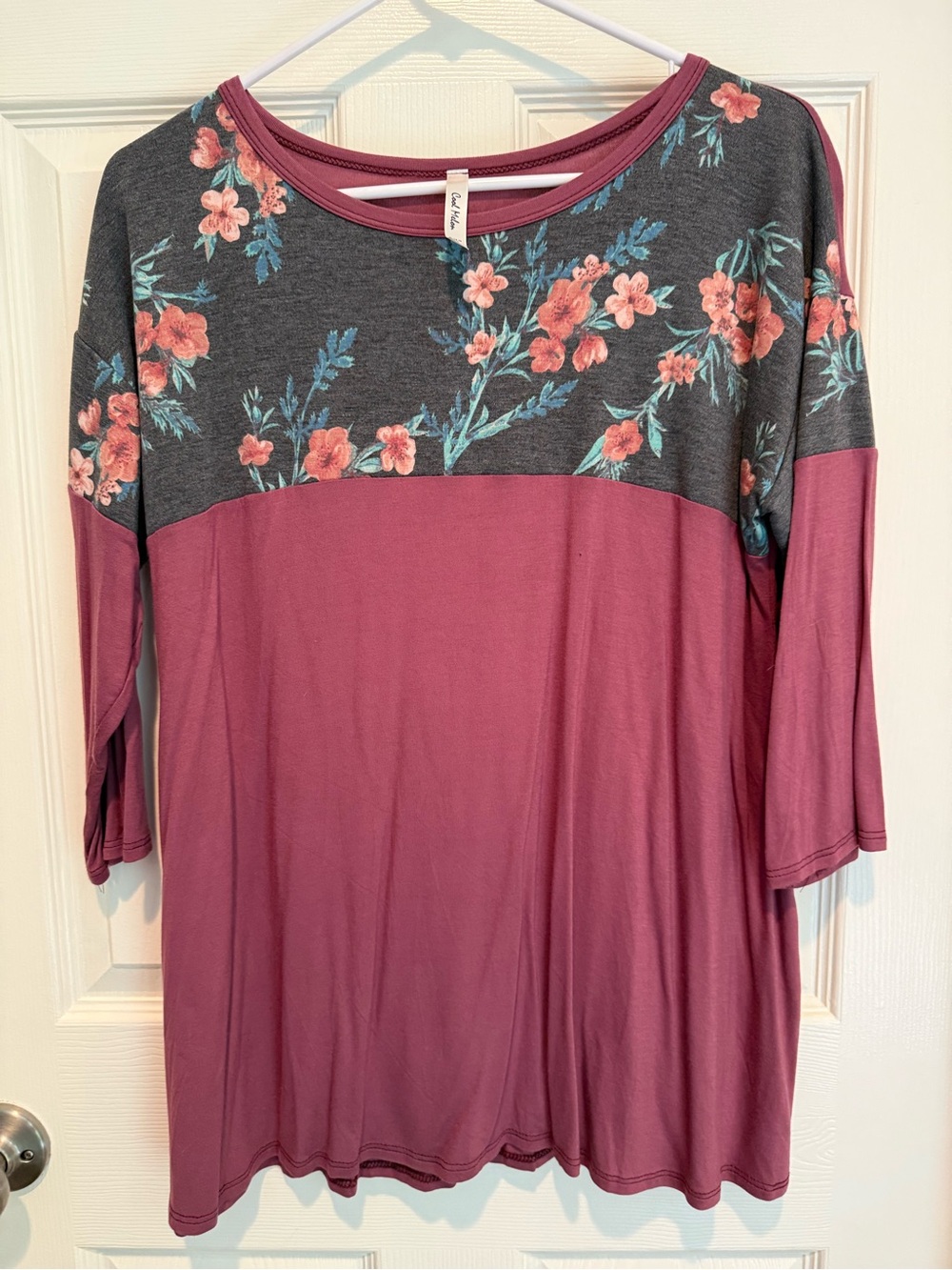 Cool Melon Women's Floral Yoke Pullover Top - Mauve Pink
